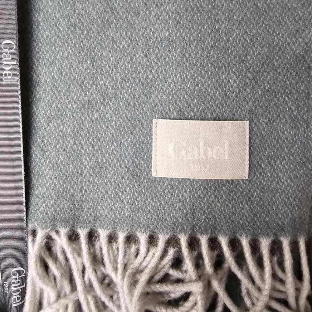 Gabel 1957 Italy Throw 51"x71” 41% Wool, 10% Cashmere, boxed luxury blanket - Picture 2 of 5